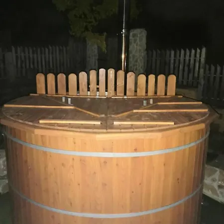 чичарите בית הארחה *