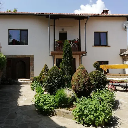 чичарите Affittacamere Gabrovo