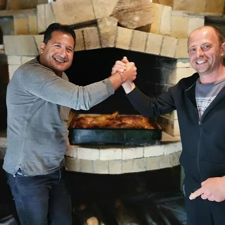 בית הארחה чичарите *